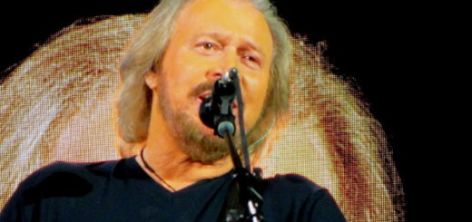 Barry Gibb during Mythology Tour 2014